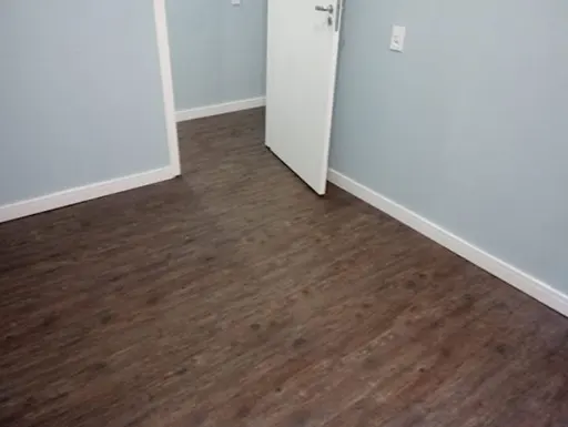 Venda de rodapés para escritórios